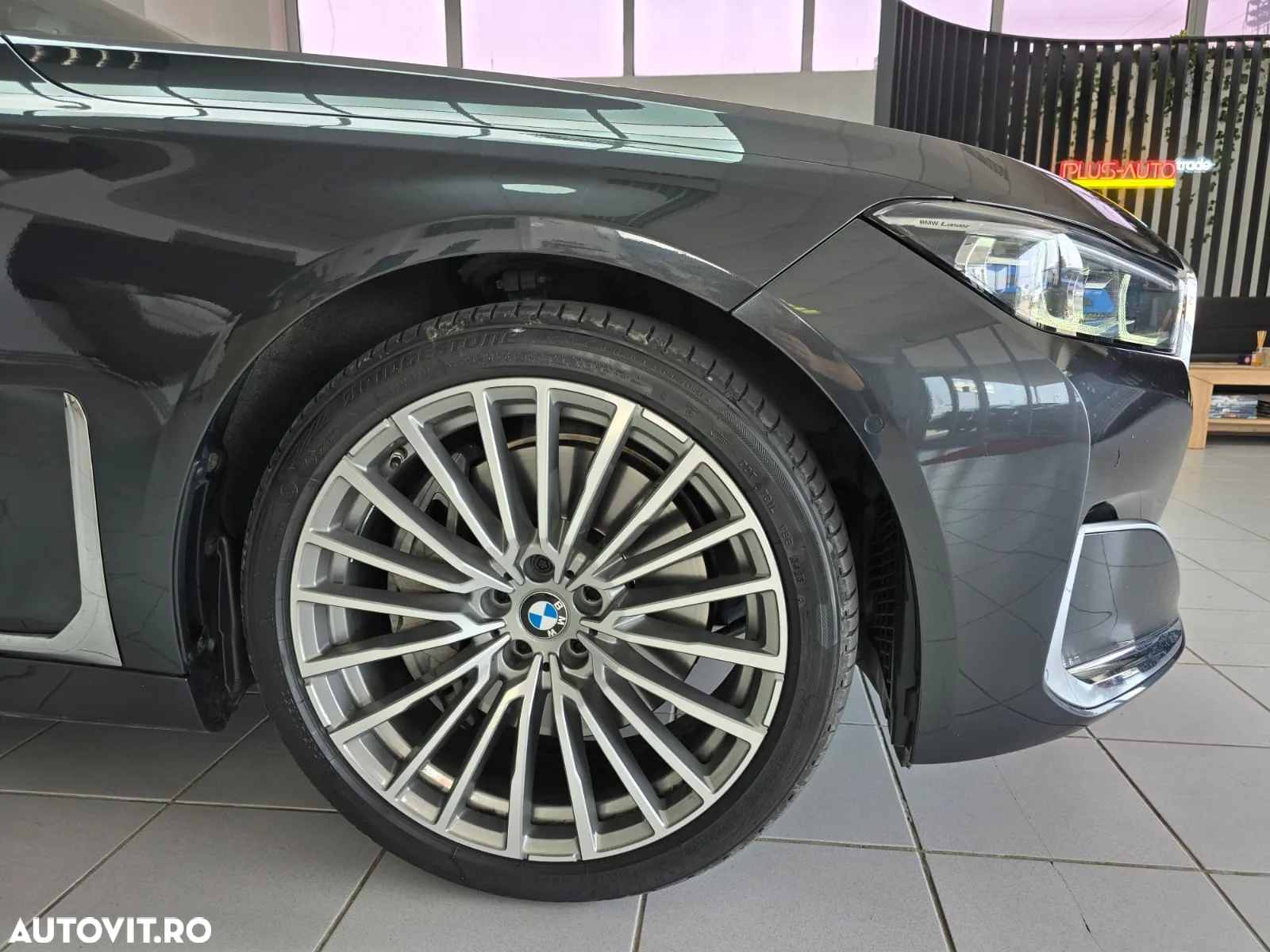 BMW Seria 7 740d xDrive MHEV - 3