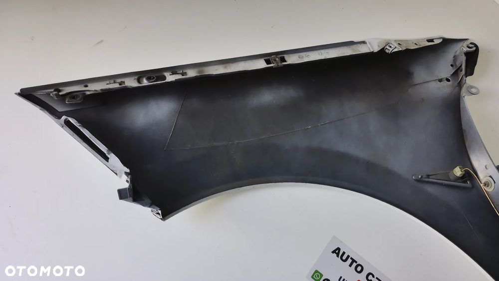 Renault Megane II 3D Błotnik Prawy Przód OV369 - 5