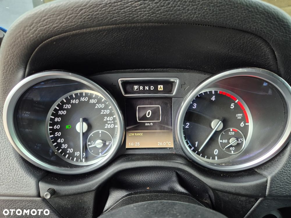 Mercedes-Benz Klasa G 350 BlueTec L - 27