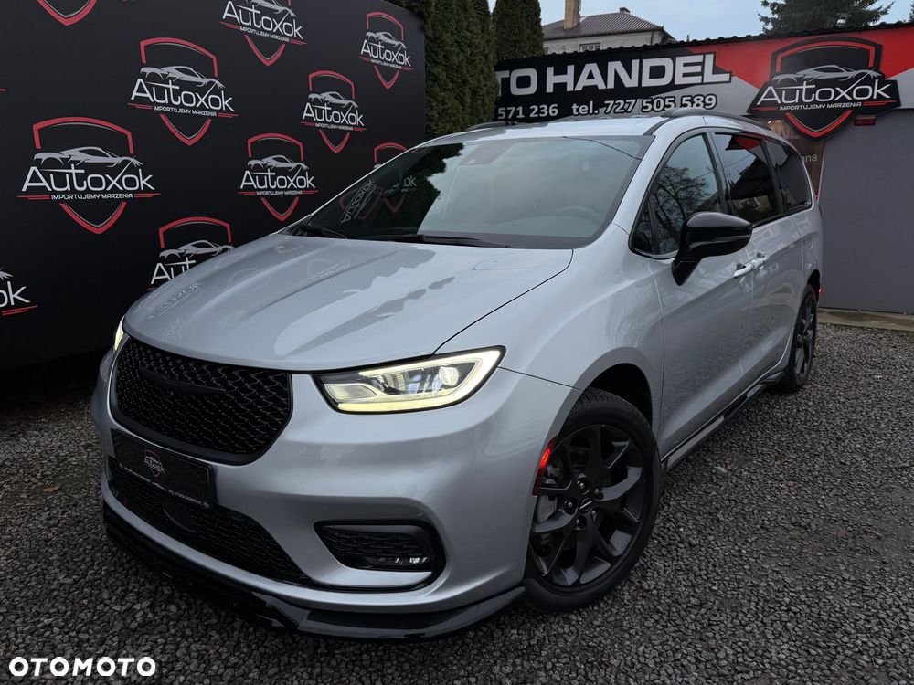 Chrysler Pacifica - 5