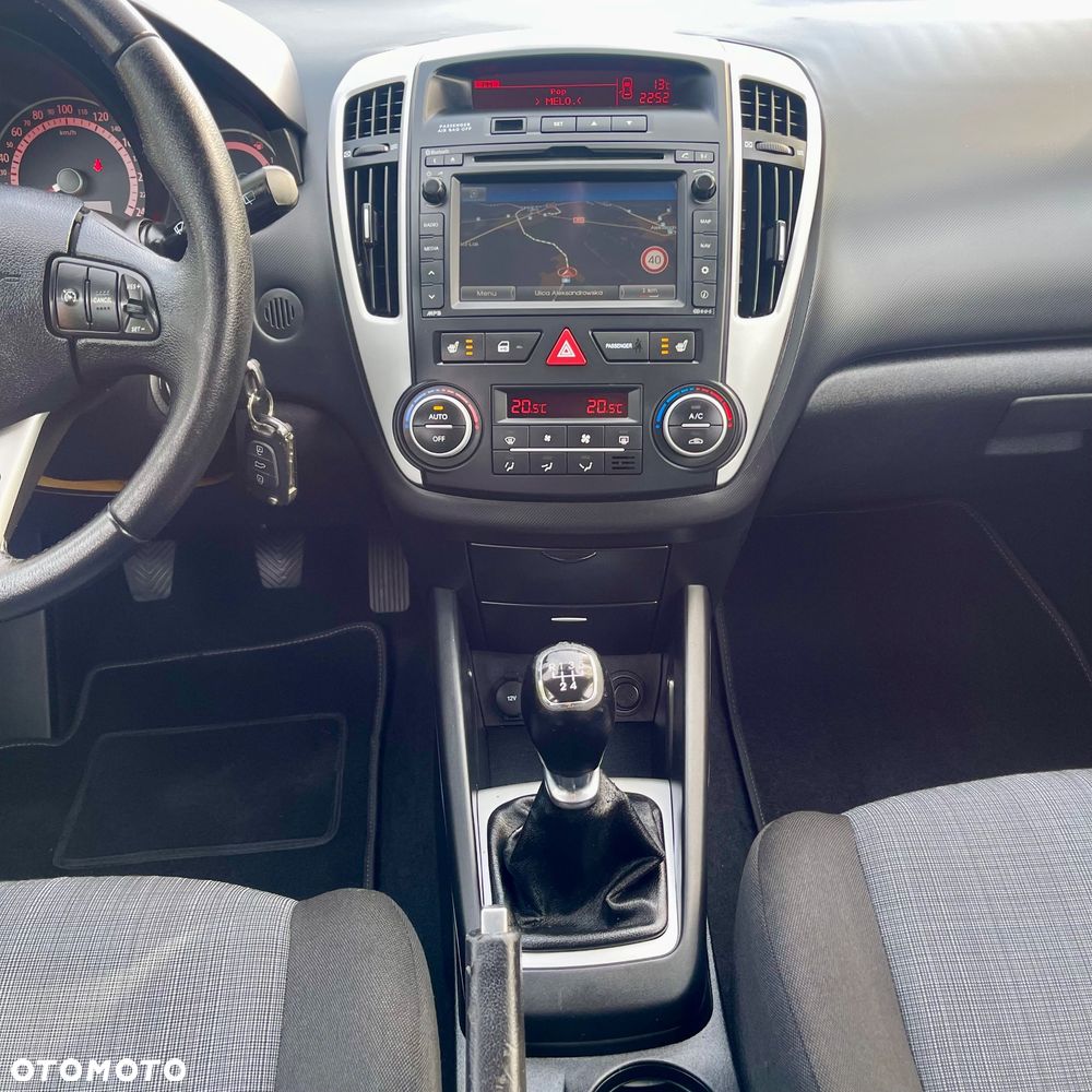Kia Ceed 1.4 CVVT Attract - 21