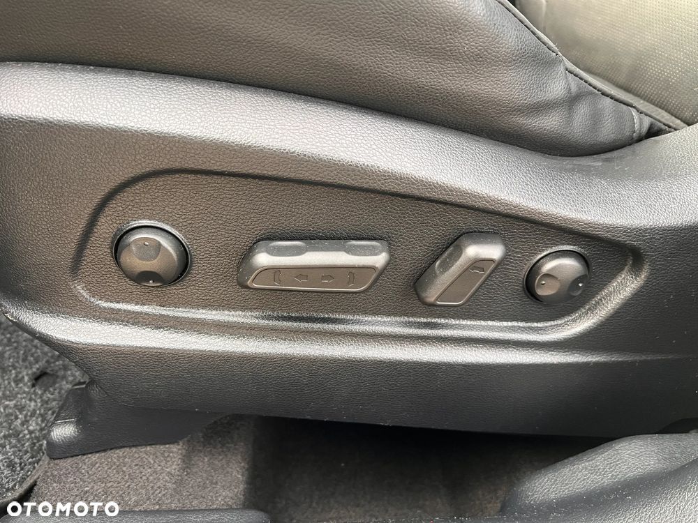 Kia Carens 1.7 CRDi Spirit - 23