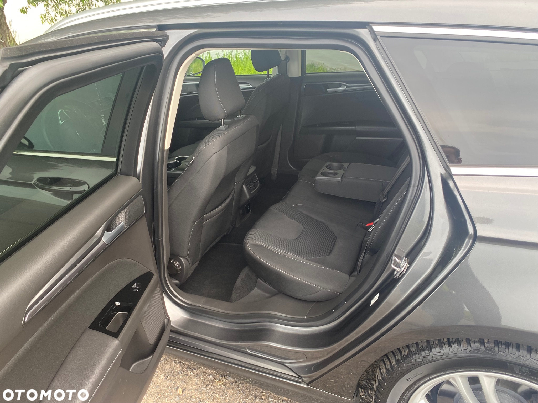 Ford Mondeo 2.0 EcoBlue Titanium - 12