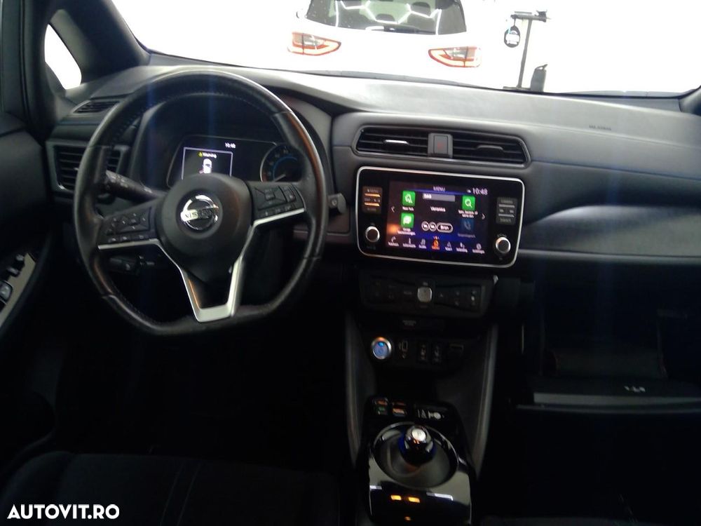 Nissan LEAF 62 kWh e+ N-Connecta - 6