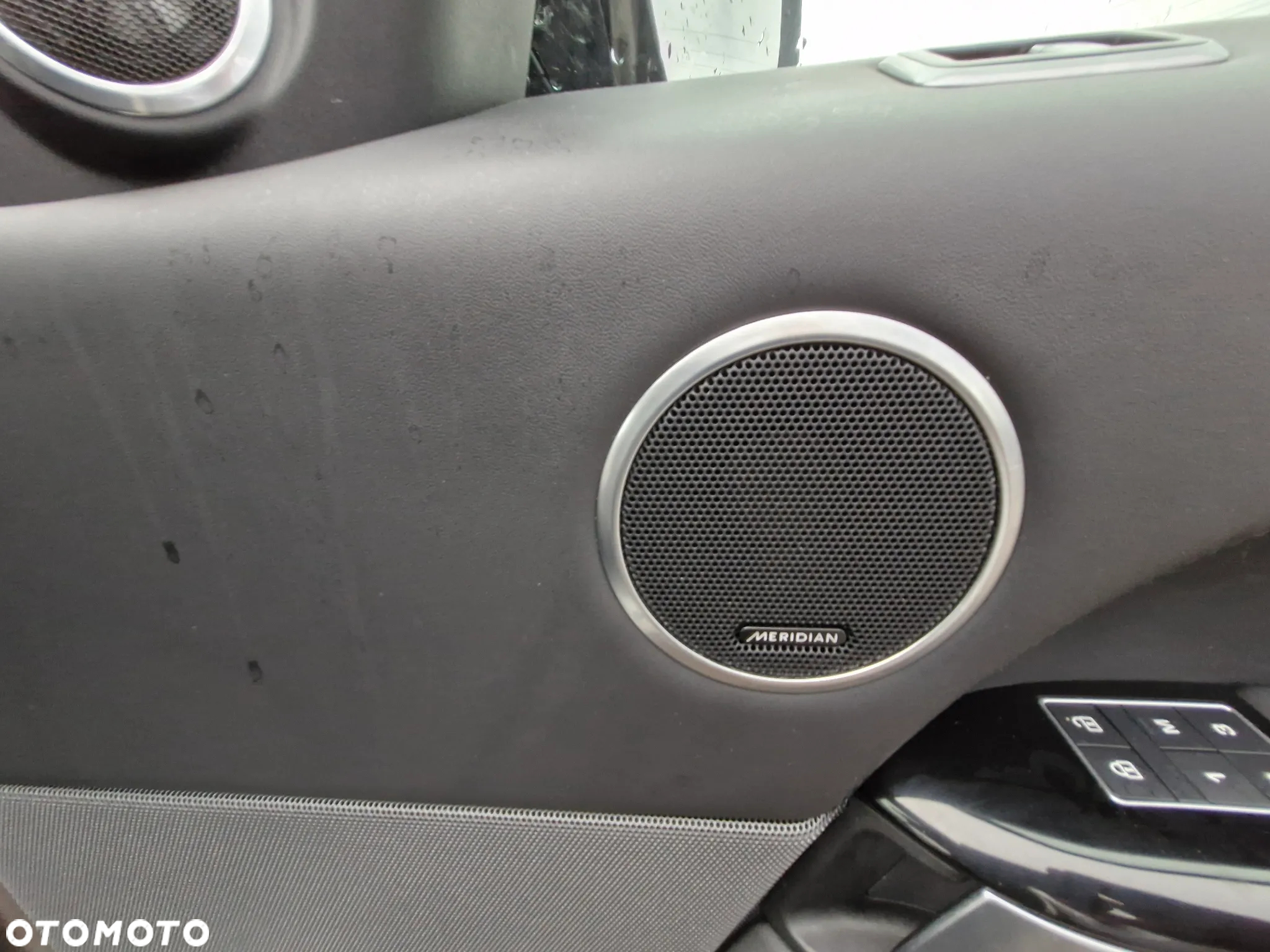 Land Rover Range Rover Sport D300 Dynamic SE - 10
