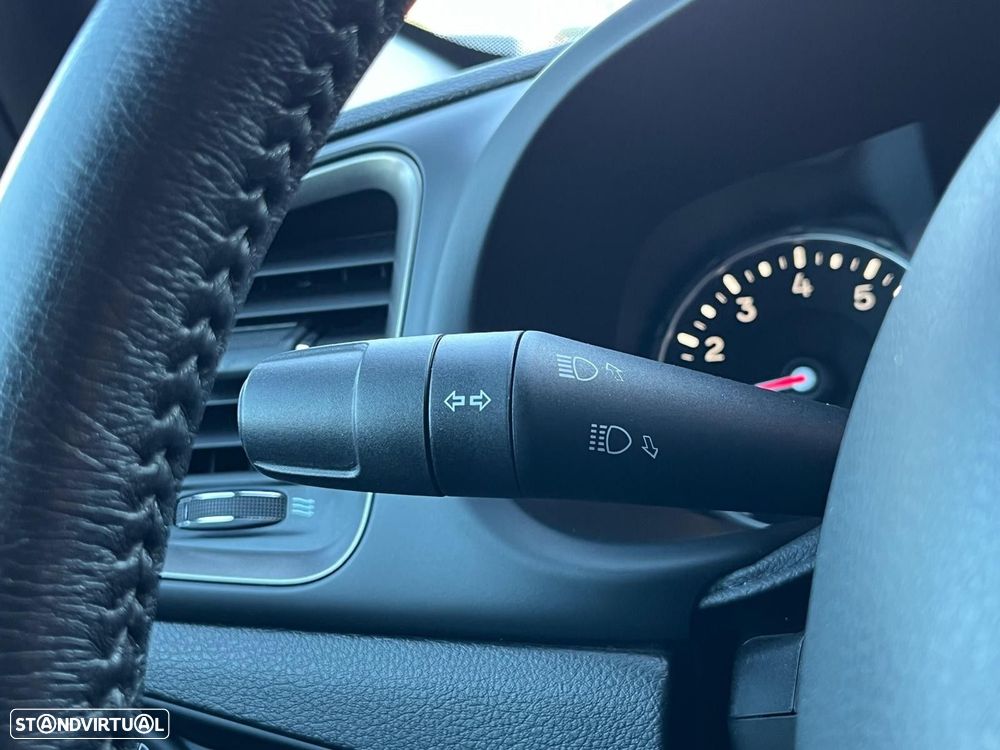 Jeep Renegade 1.3 T Limited S DCT - 19