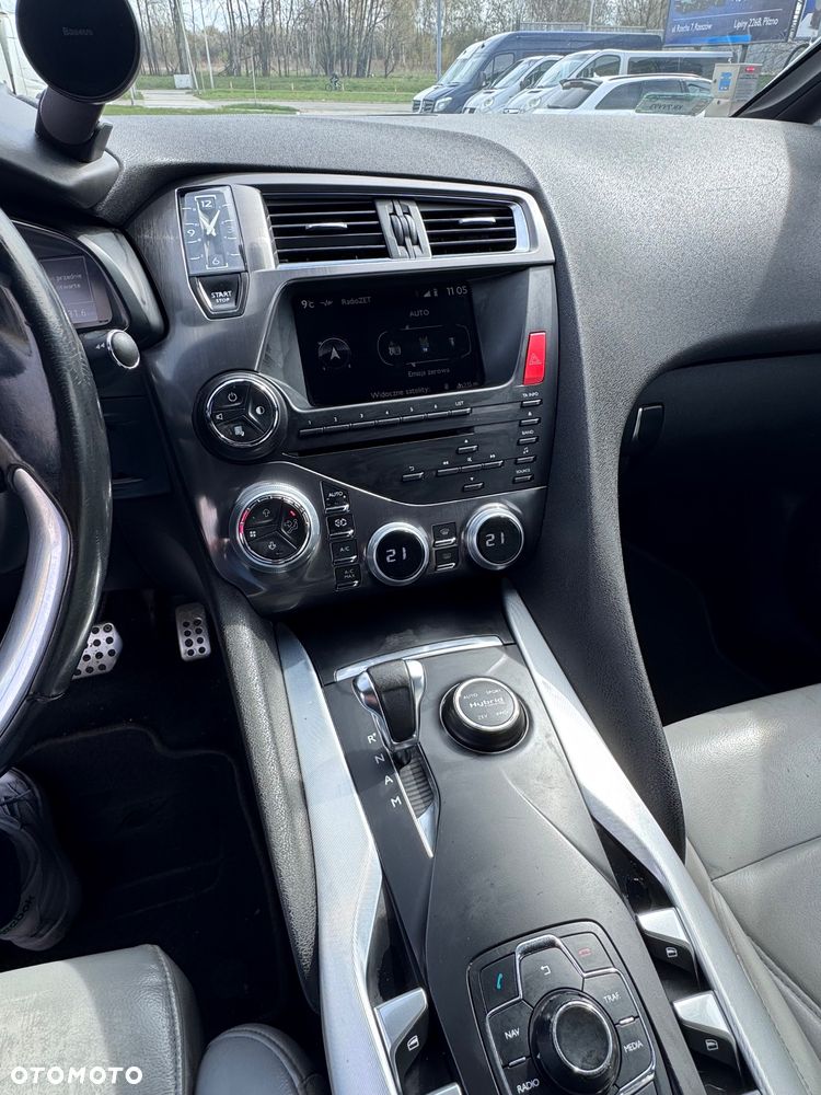 Citroën DS5 HDi 165 SportChic - 15