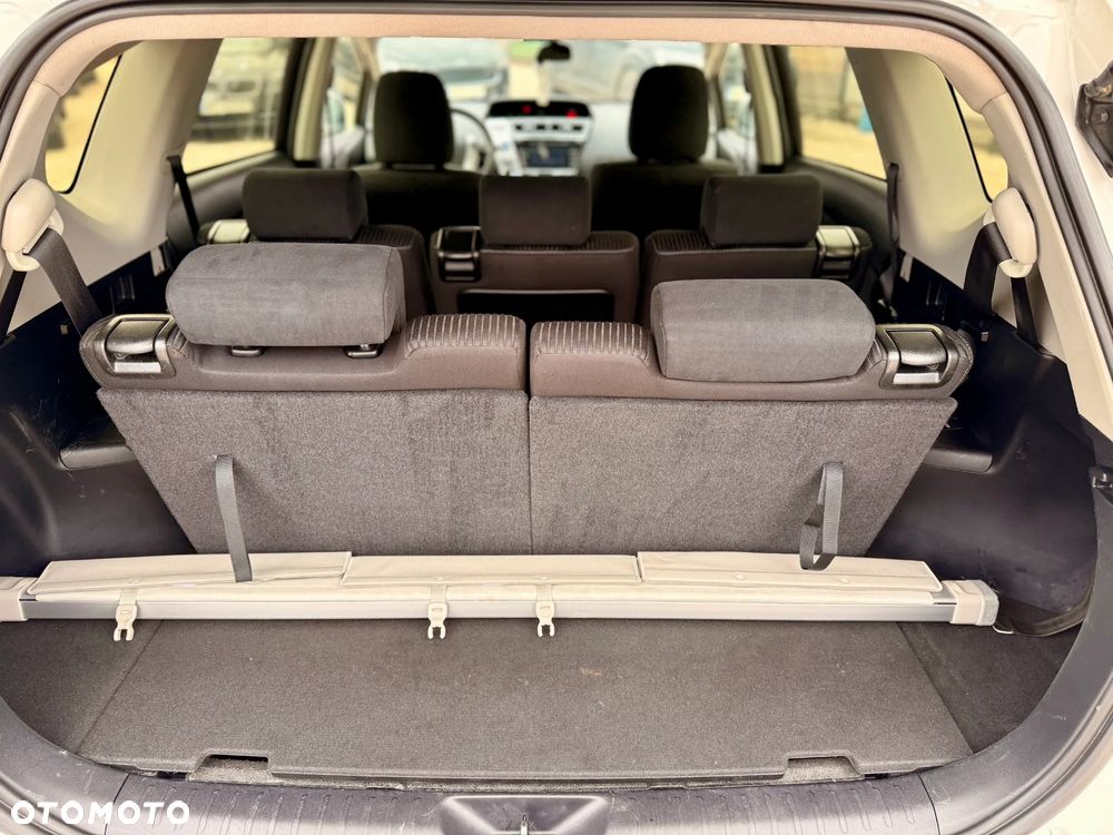 Toyota Prius+ (Hybrid) Comfort - 19