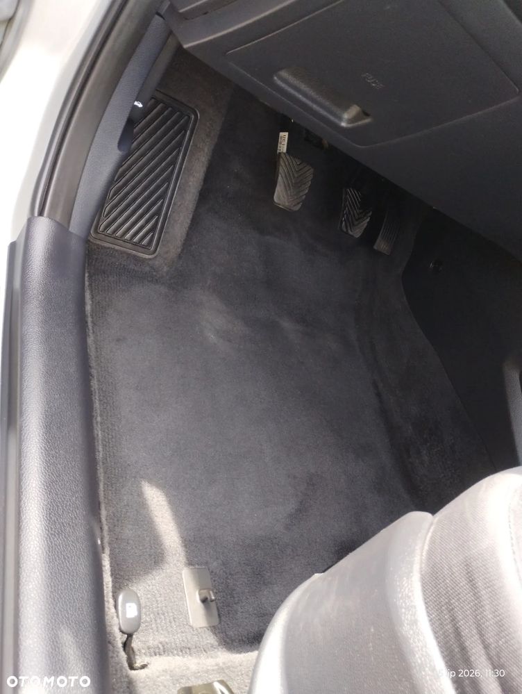 Kia Rio - 20
