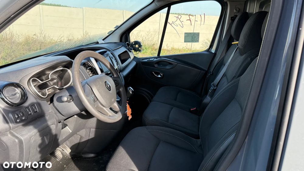 Renault TRAFIC - 16