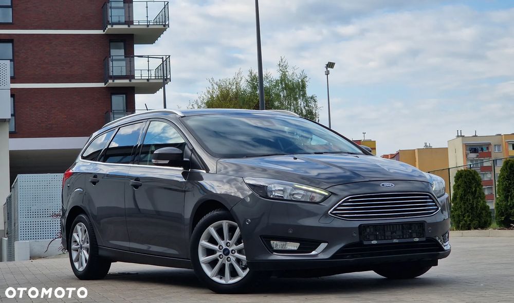 Ford Focus 1.5 EcoBlue STart-Stopp-System TITANIUM - 4