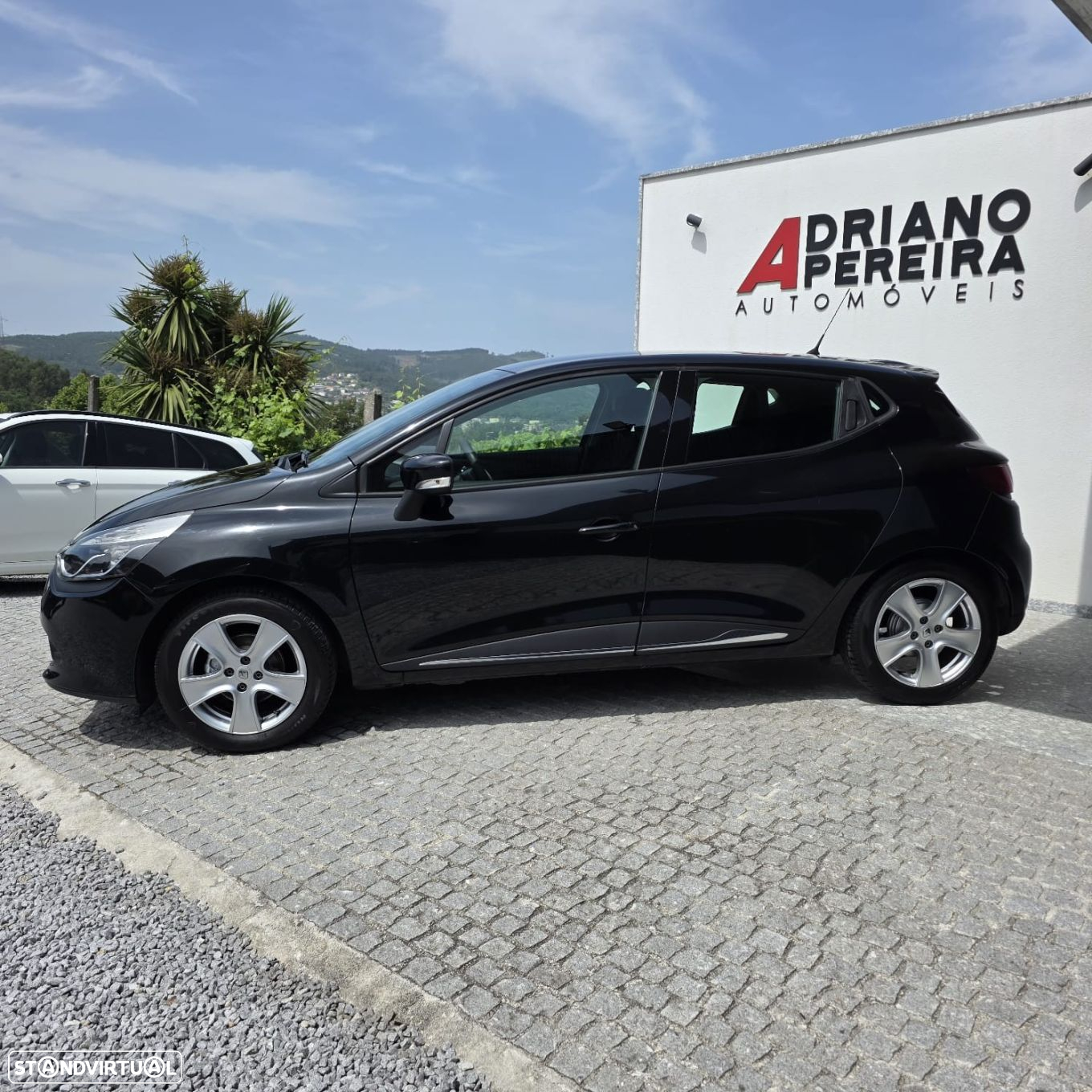 Renault Clio 0.9 TCE Dynamique S - 12