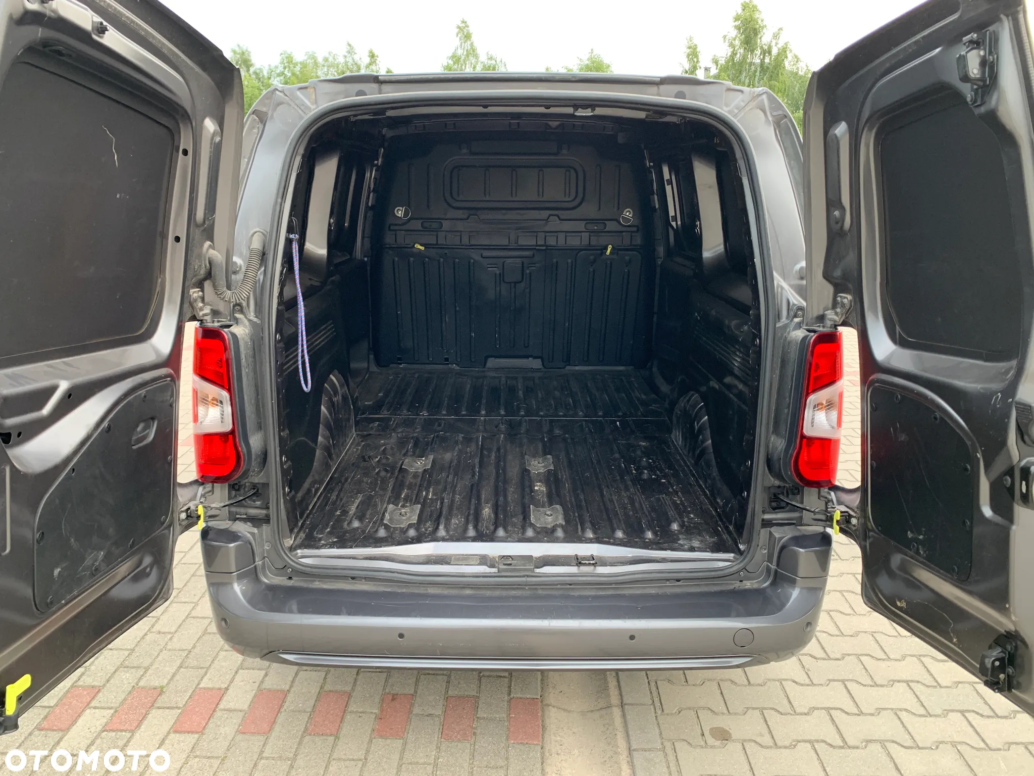 Opel COMBO - 12