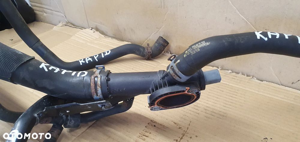 Wąż przewód wody płynu węże Skoda Rapid 1.6 TDI 6R0122101BC 03L121157AL - 3