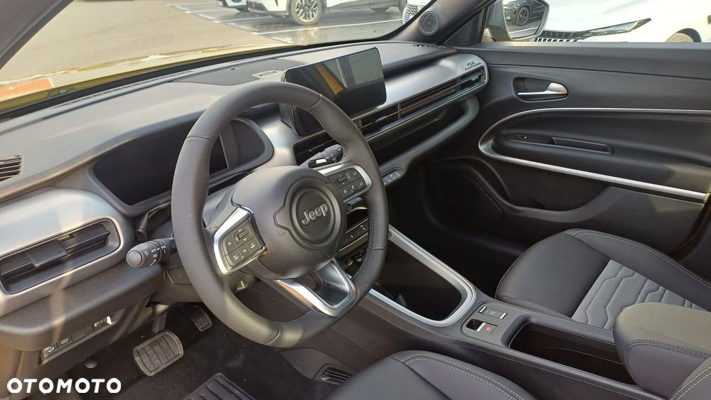 Jeep Avenger 1.2 T3 mHEV Upland 4xe eDCT6 - 5