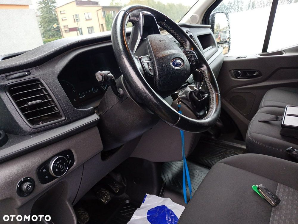 Ford Transit - 14