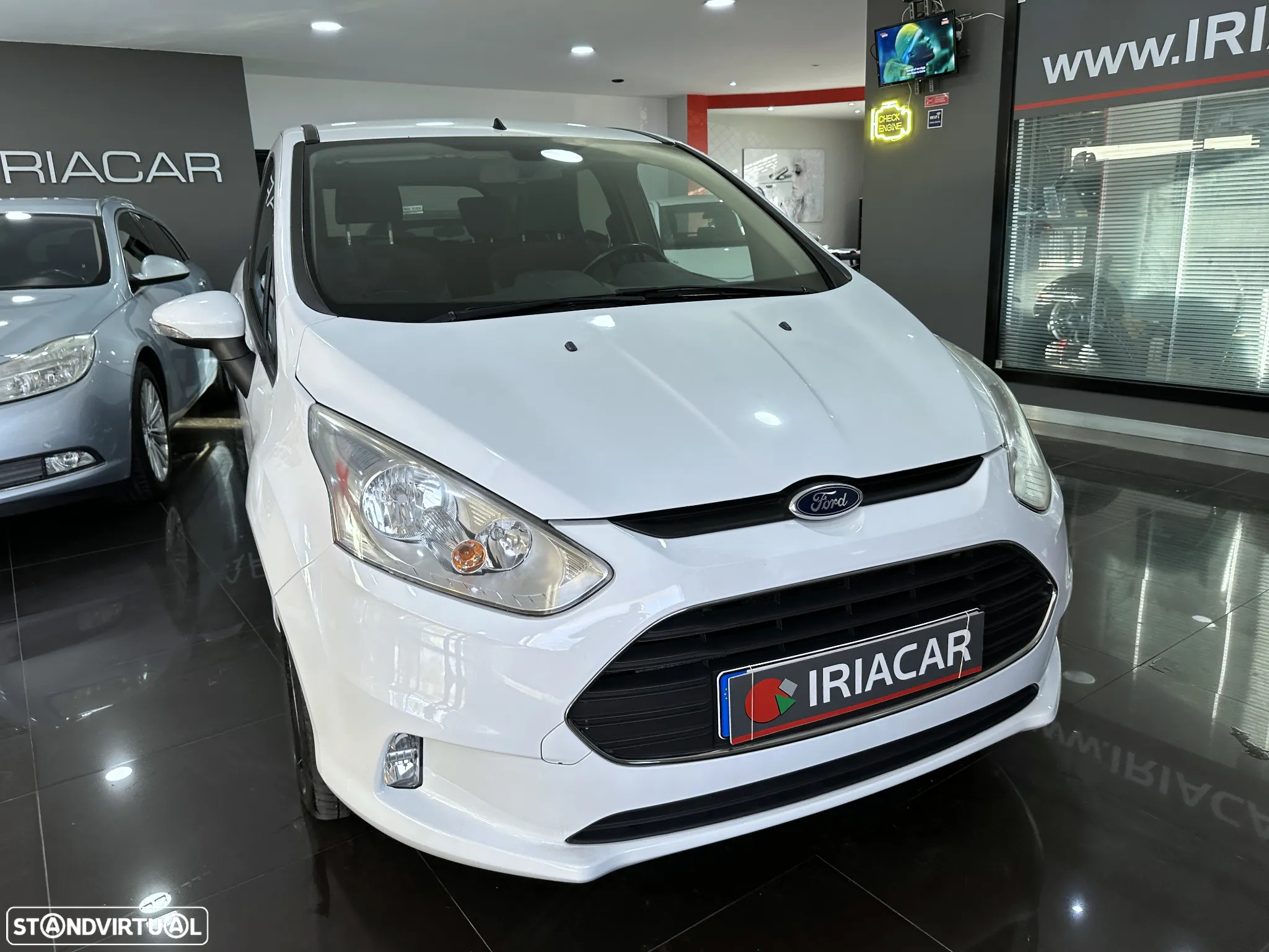 Ford B-Max 1.5 TDCi Titanium - 18