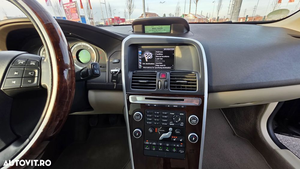 Volvo XC 60 D5 AWD - 27