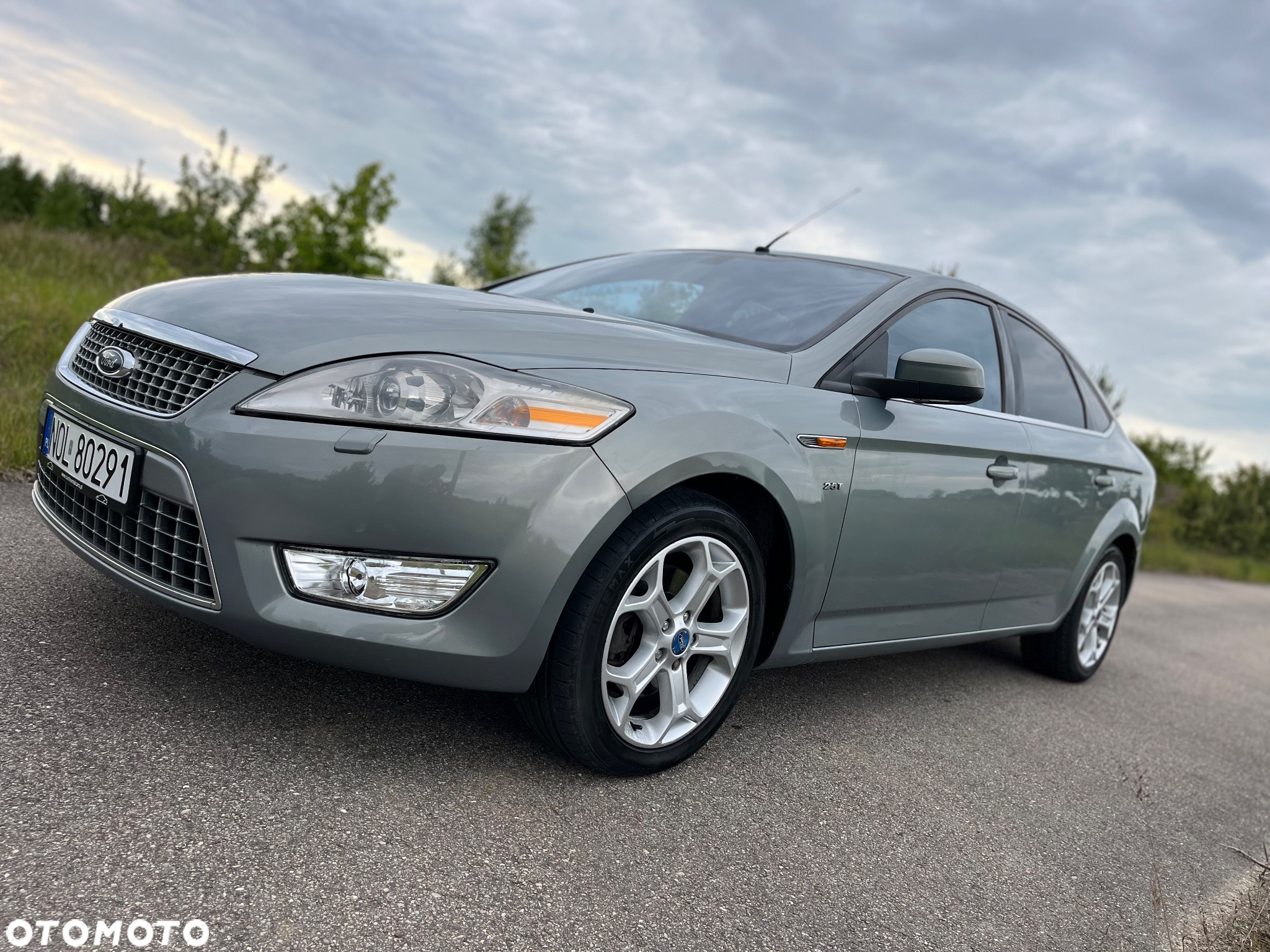 Ford Mondeo - 12