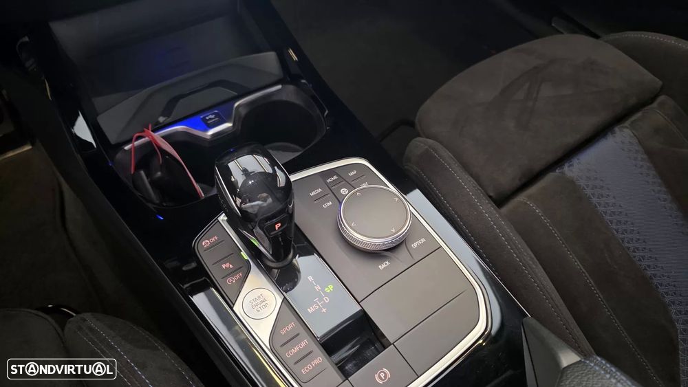 BMW 118 i Pack Desportivo M Auto - 42