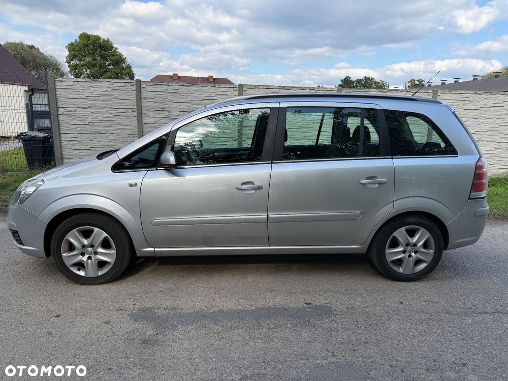 Opel Zafira 1.8 Elegance - 2