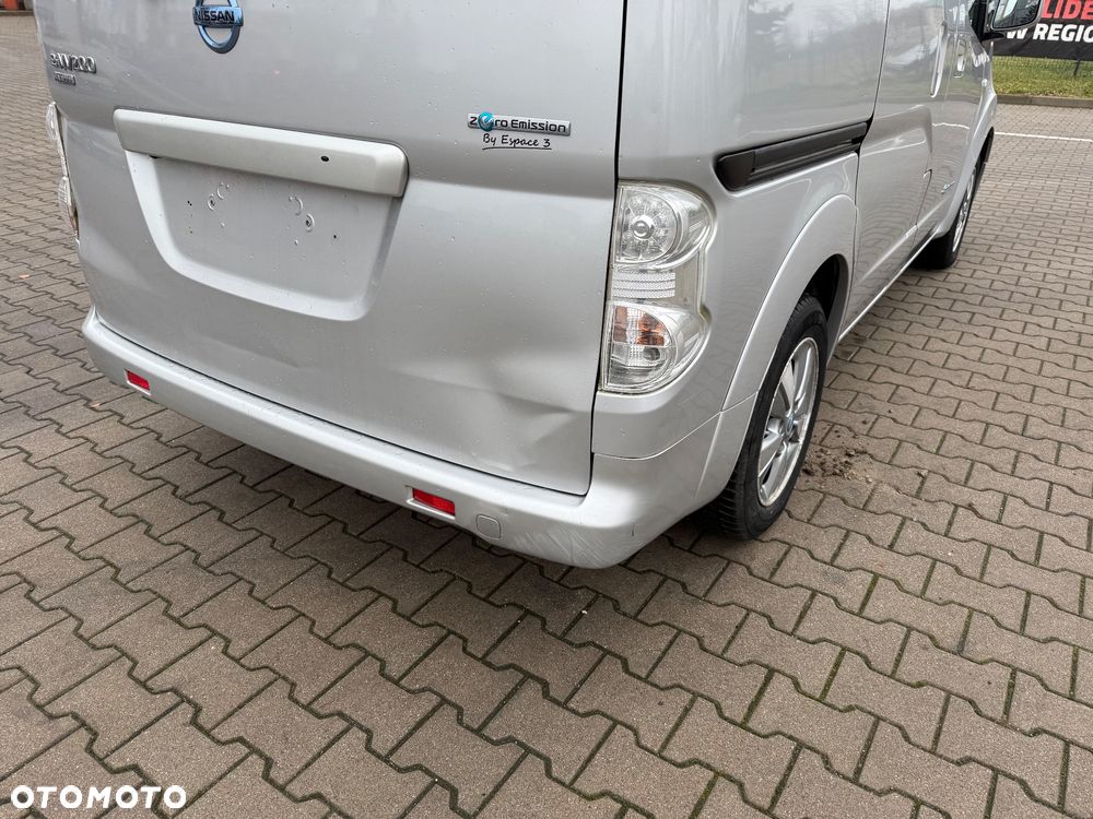 Nissan NV200 Evalia - 11