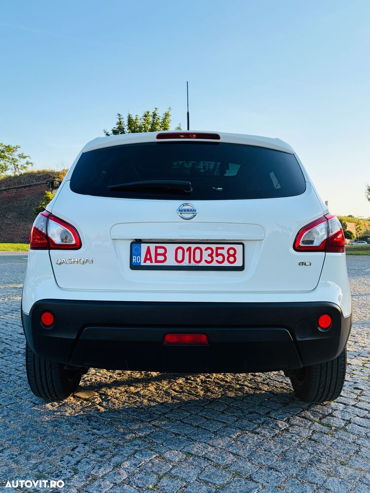 Nissan Qashqai 1.5 DCI TEKNA - 9