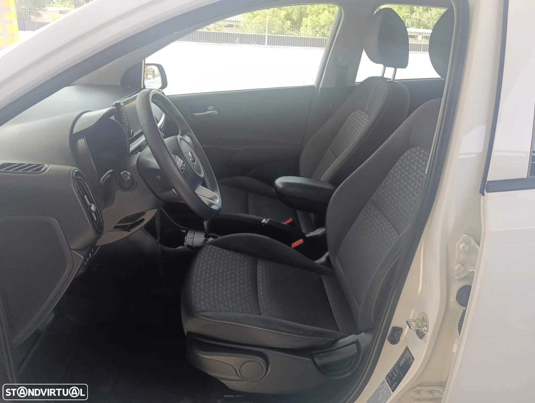 Kia Picanto 1.0 CVVT X-Line 4AT - 4
