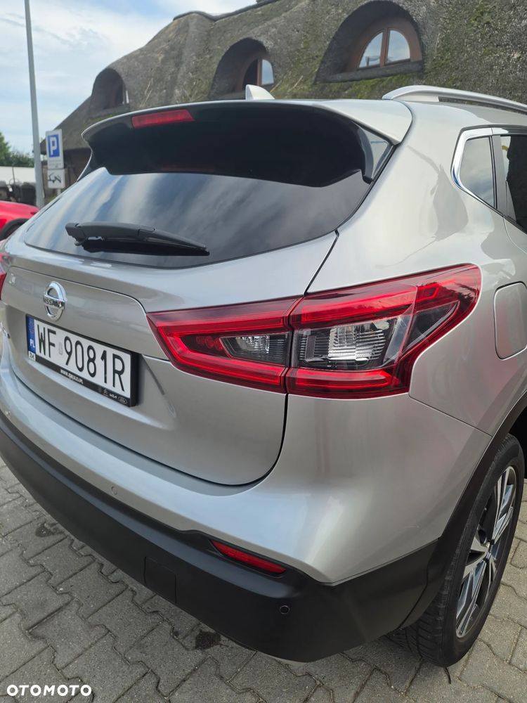 Nissan Qashqai 1.2 DIG-T N-Connecta EU6 - 35