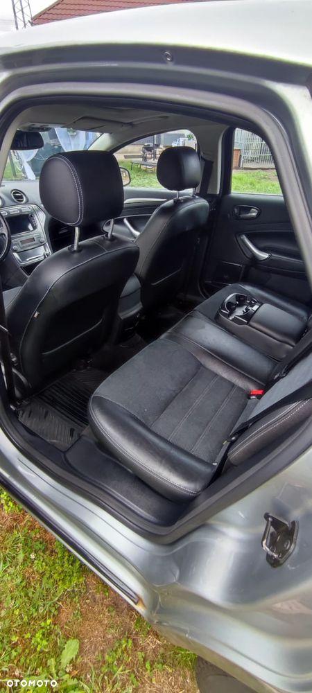 Ford Mondeo 2.5 Black Magic - 10