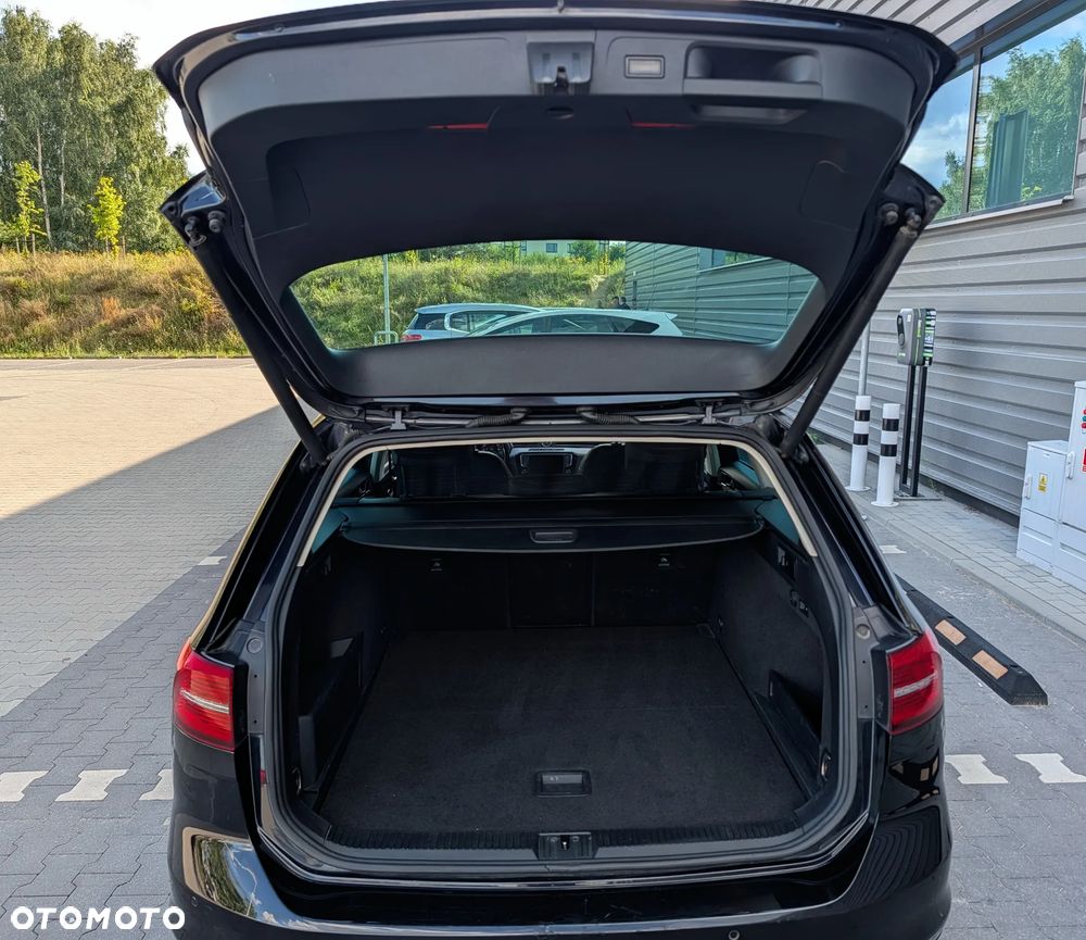 Volkswagen Passat 2.0 TDI Bi-Turbo BMT 4Mot Highline DSG - 25