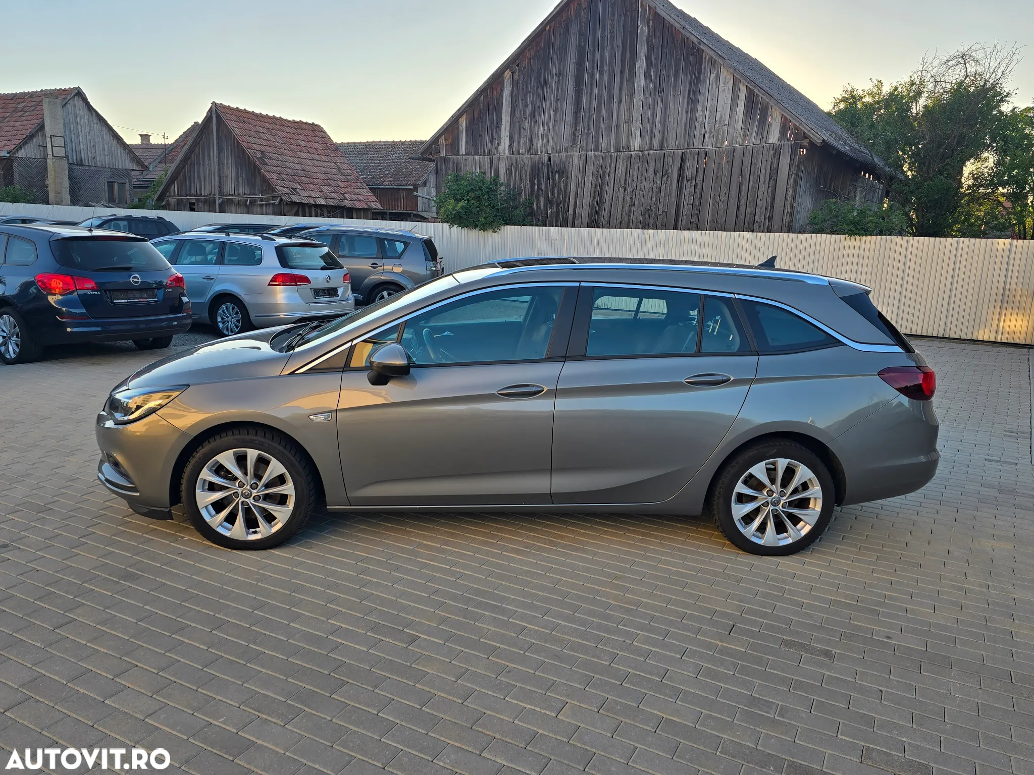Opel Astra 1.6 CDTI DPF ecoFLEX Sports TourerStart/Stop Edition - 14