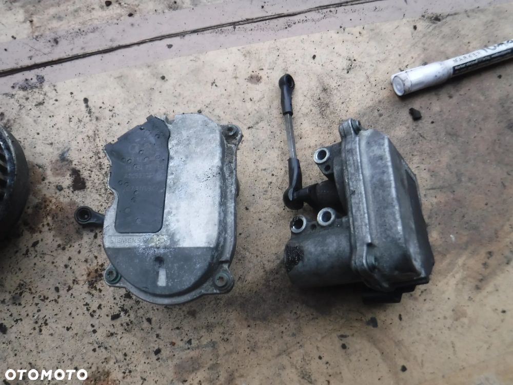 Audi A8 D3 A6 C6 A4 A5 Q7  nastawnik klap 3.0 TDI
