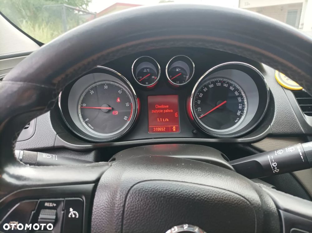 Opel Insignia 2.0 CDTI - 8
