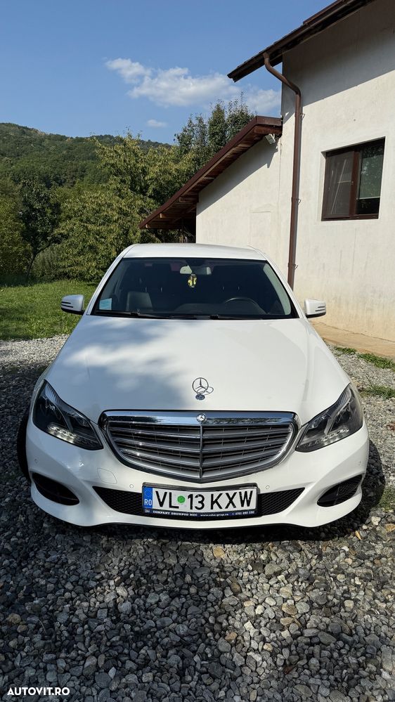 Mercedes-Benz E 200 T BlueTEC 7G-TRONIC Elegance - 4