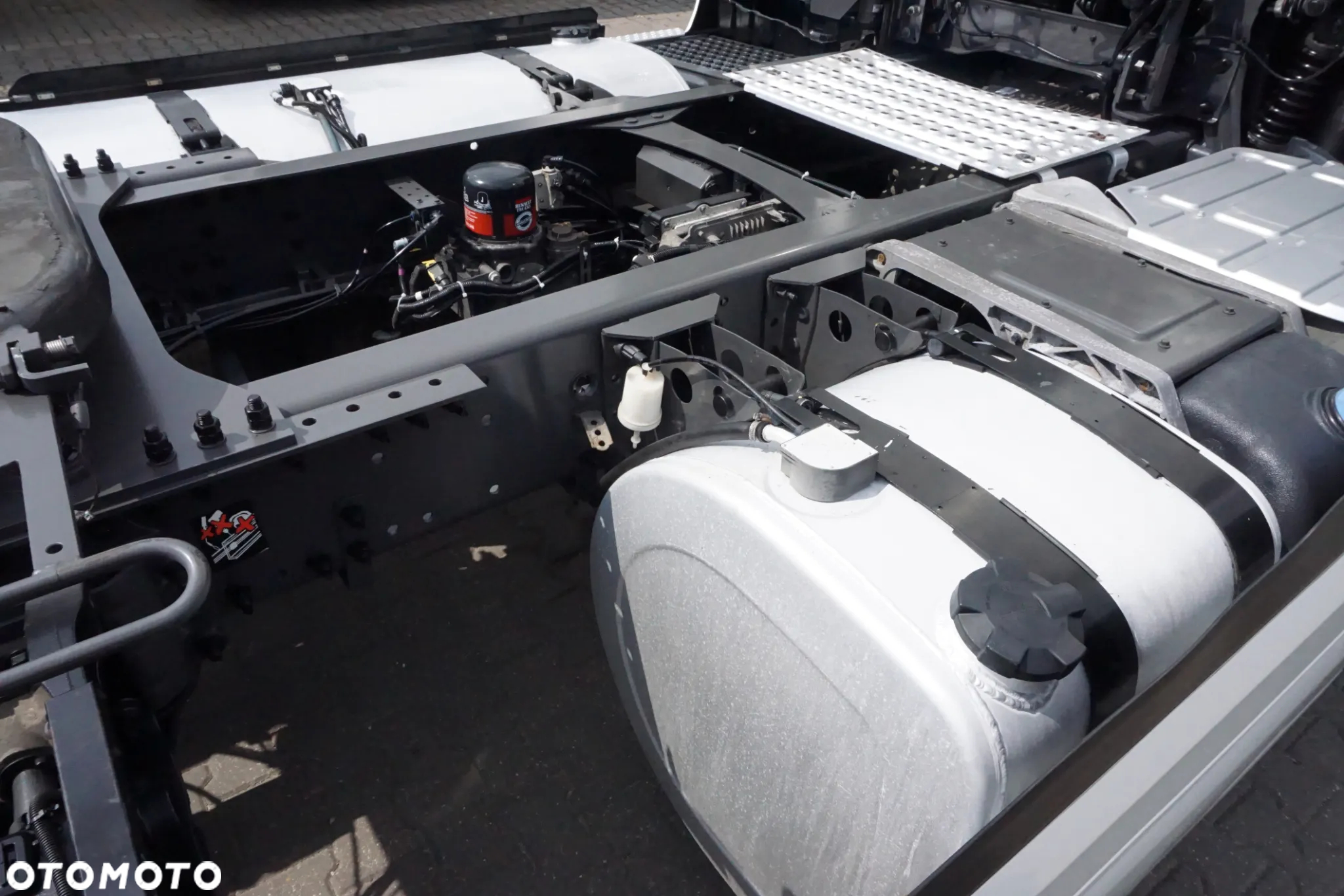 Renault T 460 / EURO 6 / AUTOMAT / NISKI PRZEBIEG / SPROWADZONA / 100 % ORYGINAŁ - 12