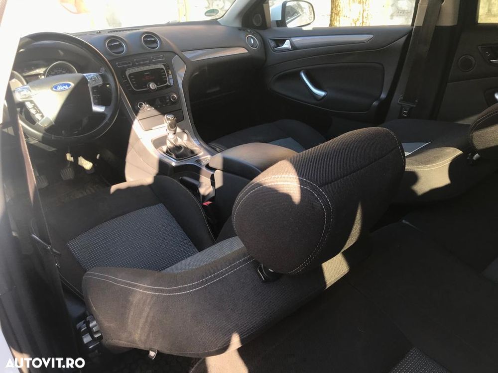 Ford Mondeo 1.6 TDCi ECOnetic - 6