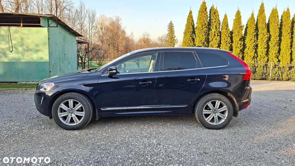 Volvo XC 60 T6 AWD Geartronic Momentum - 2