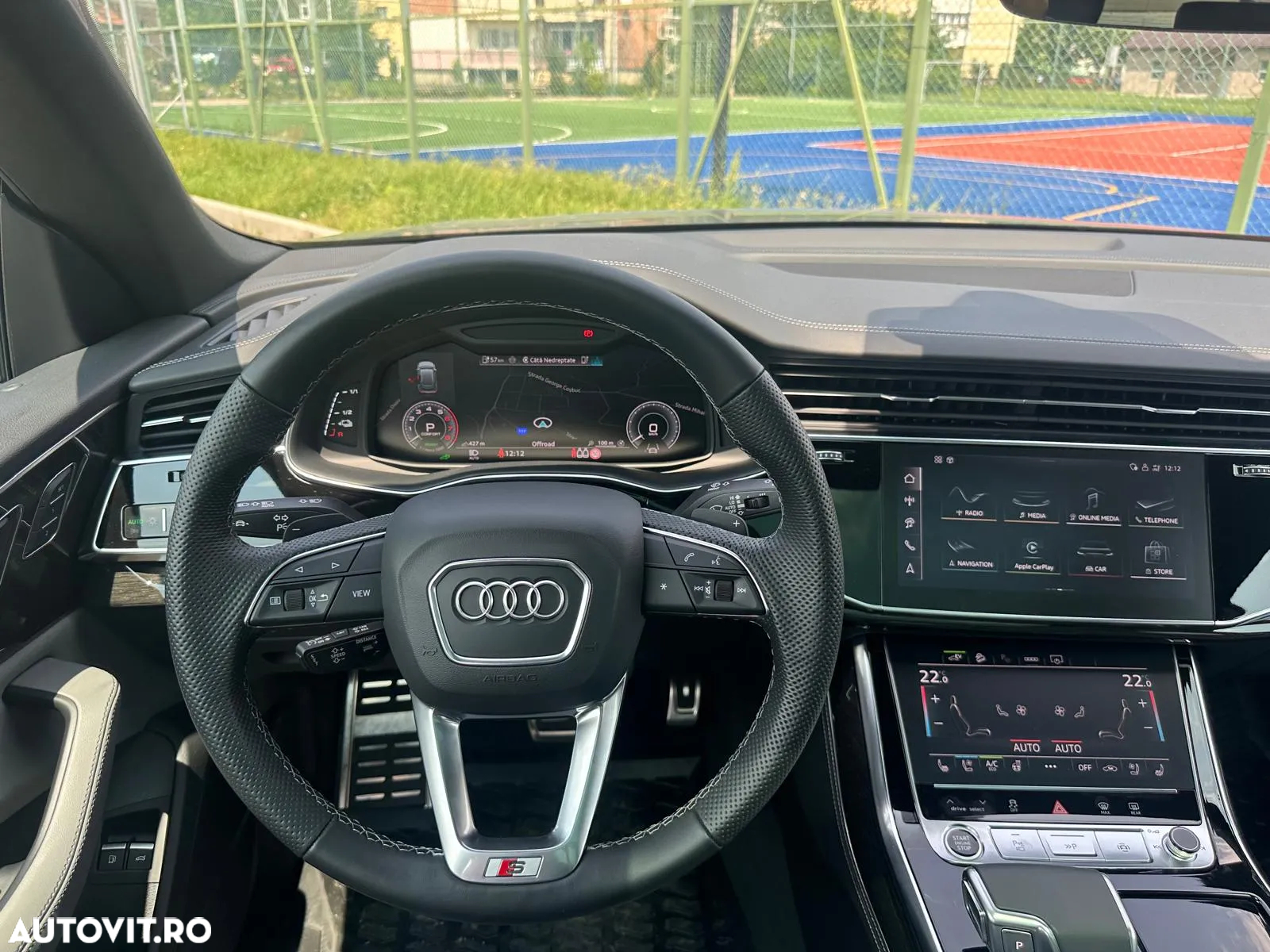 Audi Q8 - 10