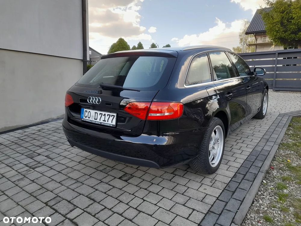 Audi A4 Avant - 7