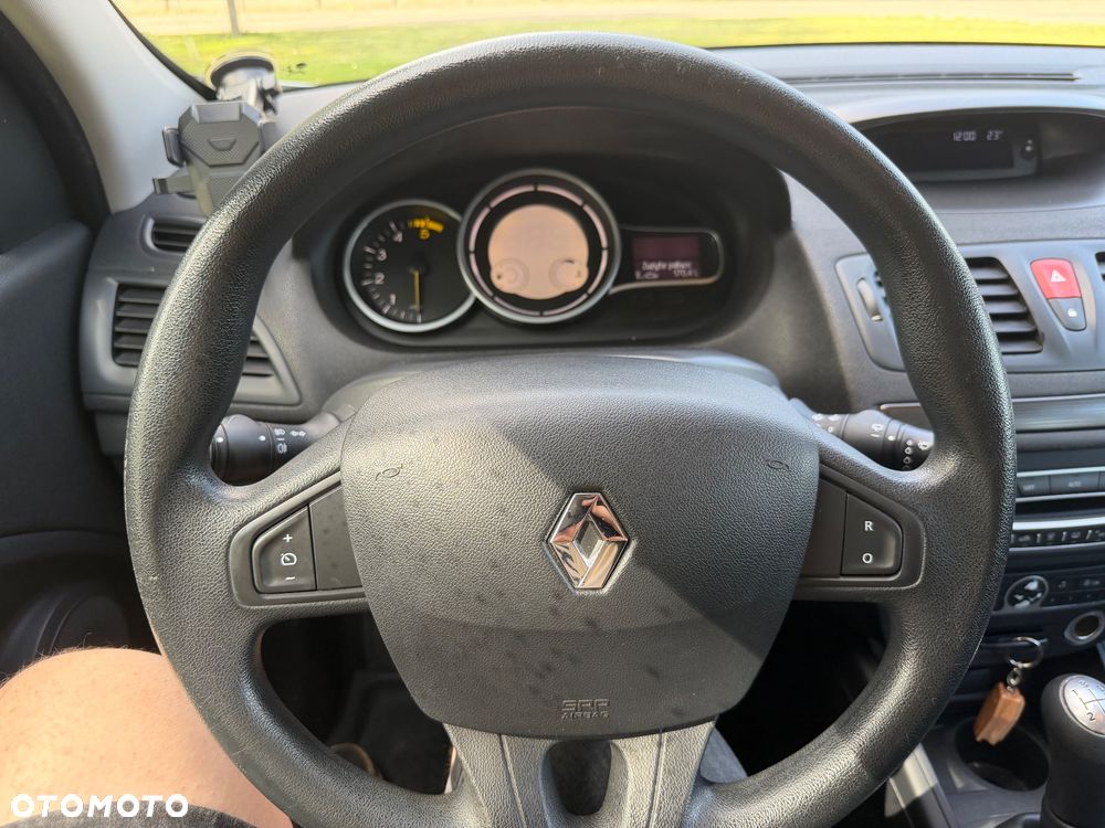 Renault Megane - 11