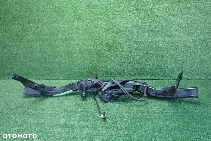 VW TIGUAN II 15- hak - 1