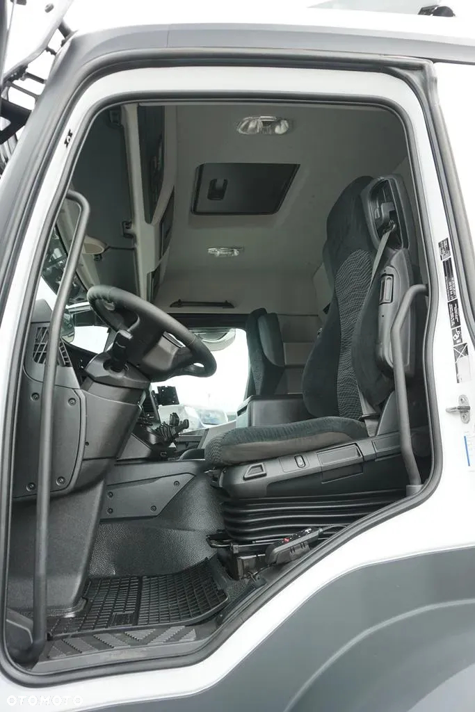 Mercedes-Benz ANTOS / 2535 / EURO 6 / CHŁODNIA + WINDA / 23 PALETY / OŚ SKRĘTNA - 7