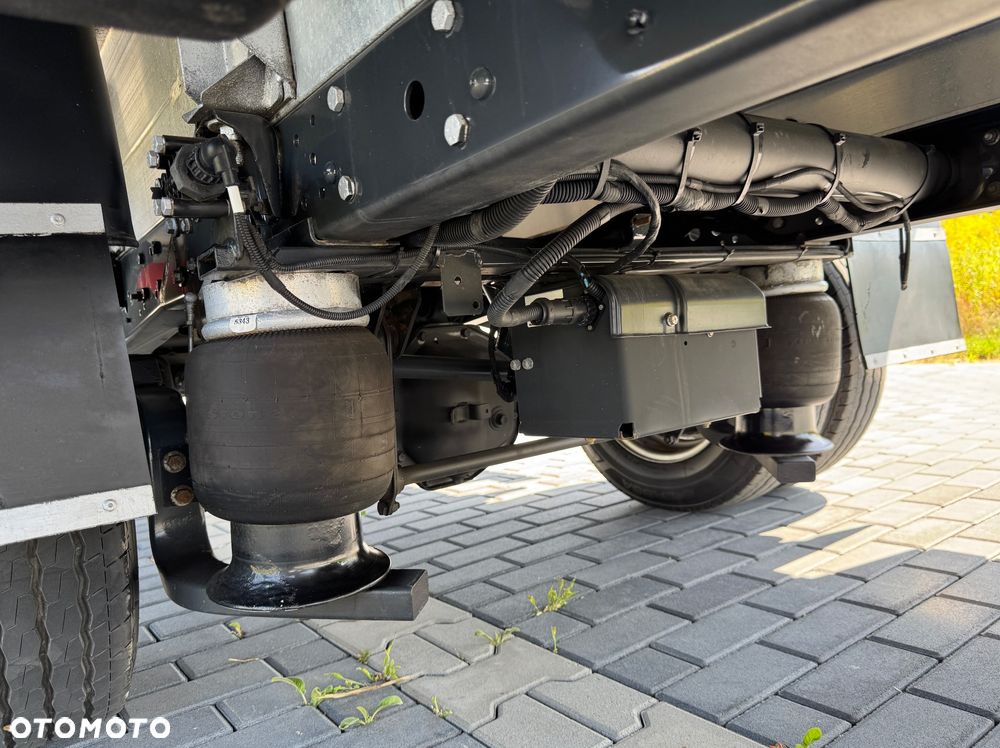 Iveco Daily 2022r‼️50C18‼️3.0 Plandeka 12 Palet 2x Firanka‼️Wysokość rampowa Full LED na bliźniaku Salon Polska Poduszki Pneumatyczne 5,12x2,5x2,35 z tyłu drzwi Spojkar 3.5T - 28