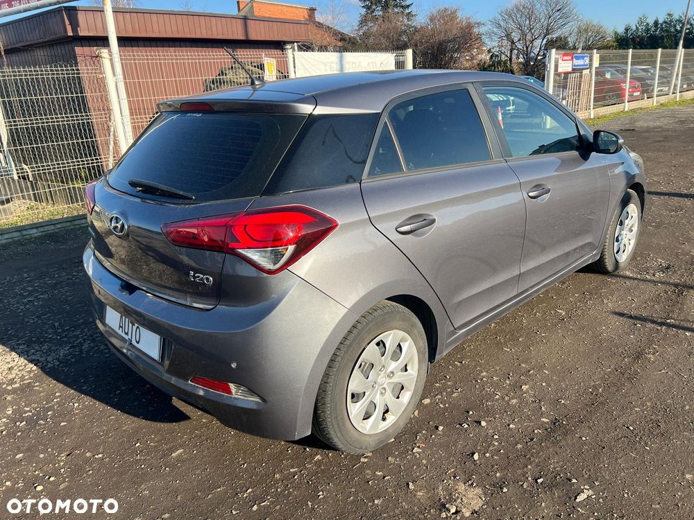 Hyundai i20 1.1 CRDi BlueDrive Elegant - 6