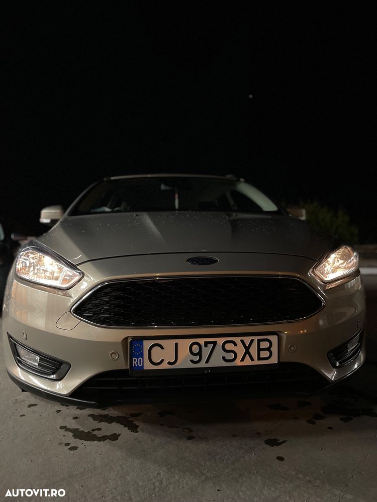 Ford Focus - 8