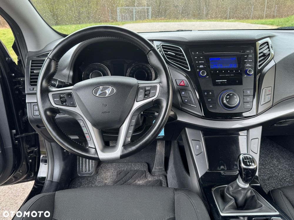 Hyundai i40 Kombi 1.6 Classic - 33