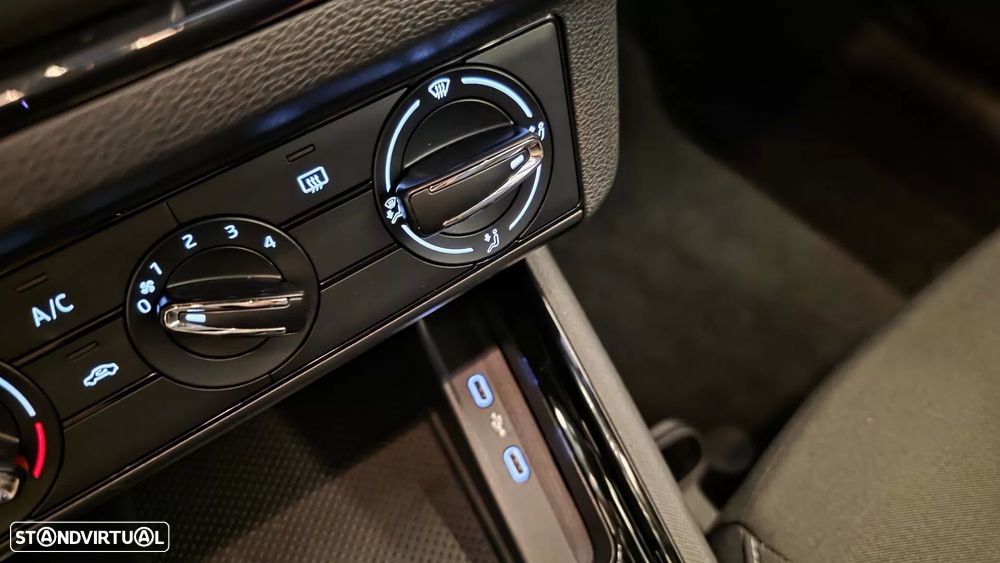 Skoda Kamiq 1.0 TSI Style - 41