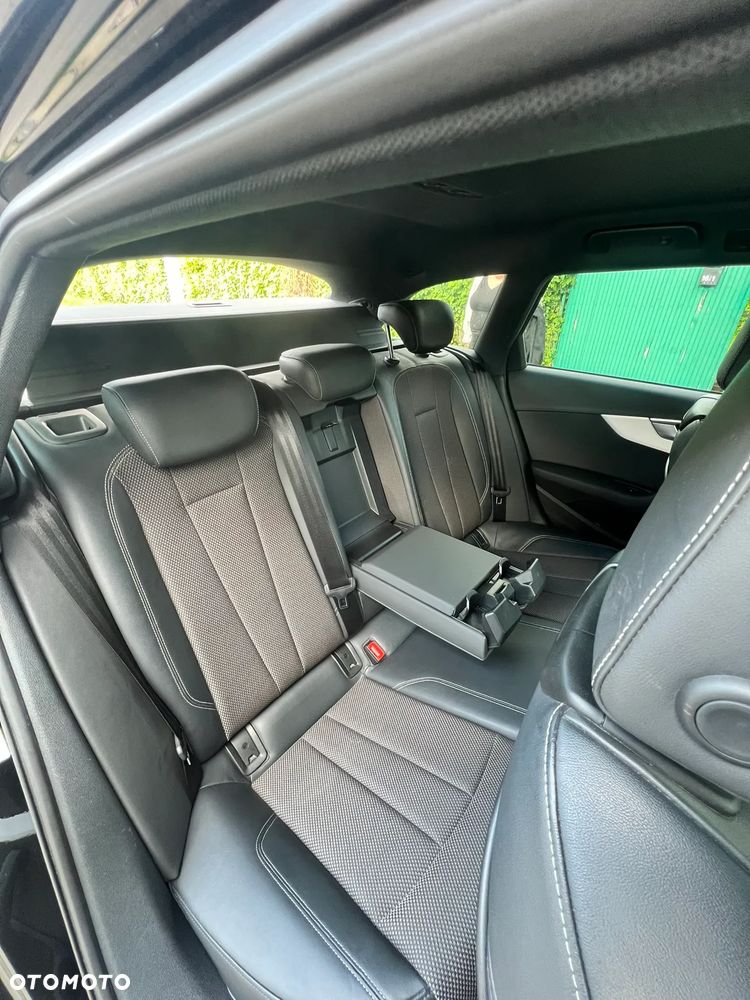 Audi A4 Avant 2.0 TDI S tronic - 11