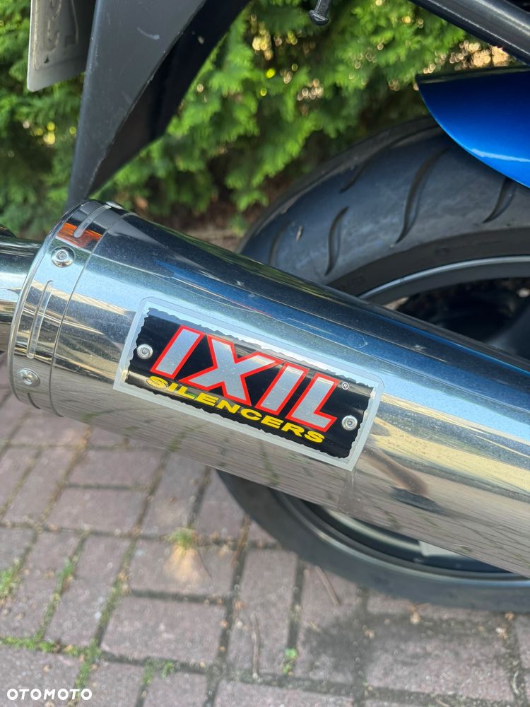 Kawasaki ZR - 15